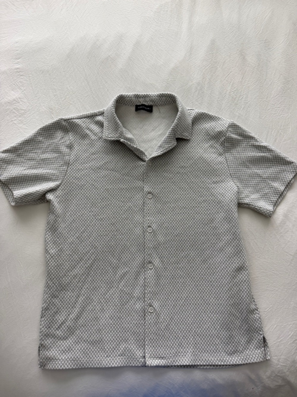 Tahari Light Gray Short-Sleeve Textured Button-Down Shirt